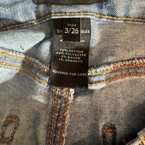 NWT - Sincerely Jules Women's Denim Mini Skirt - Size 3/26 - Picture 10 of 11